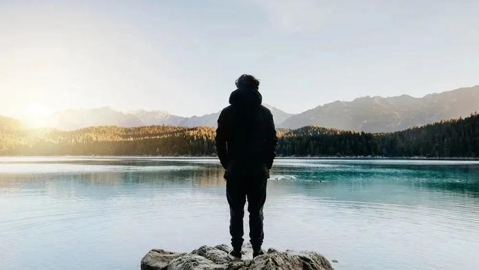 原创|“烧的香多，惹的鬼多”，一句老古语，却道出人的本性！