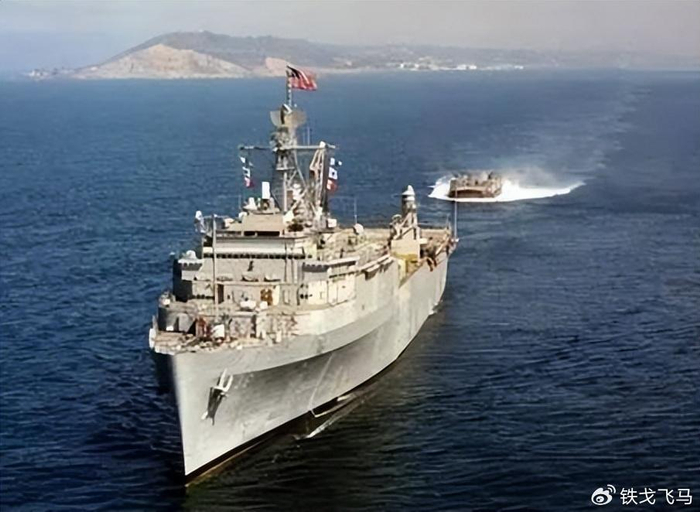 美军护航以色列商船,遭胡塞武装密集导弹和无人机攻击|美军|胡塞武装