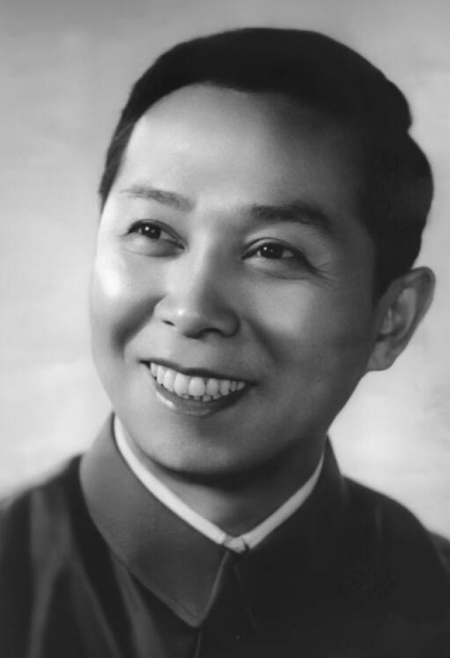 93岁著名京剧表演艺术家毕谷云突然去世,讣告透露死因:肺部感染|梅兰芳|拜师|弟子|张曼玲|花人_新浪娱乐_新浪新闻