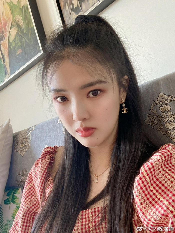 生于1995年的张常宁,最开始是沙滩排球出身:因为沙排特别锻炼球员的