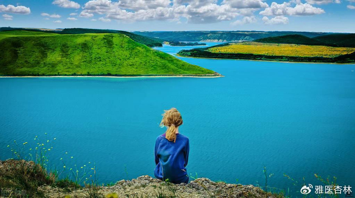 最伤感的25句话:总以为人生最美好是相遇,原来,最难得的是重逢