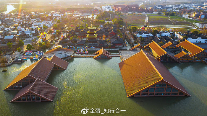 上海历史最悠远的闹市繁华街市，其实在今天市郊的松江方塔园周边