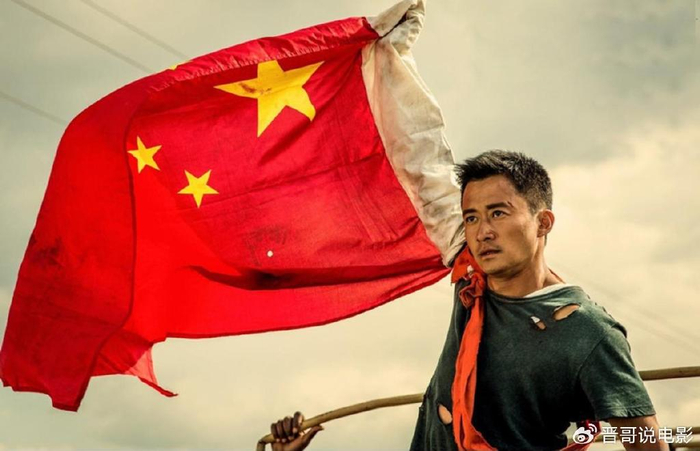 2021年,已经取得巨大成就的吴京,凭借拿下58亿票房的电影《长津湖》