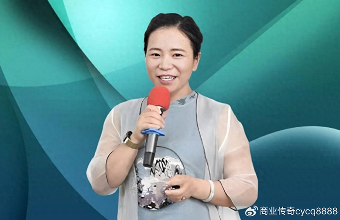 她叫刘聪,也是沅江人,1981年出生,2000年从湘潭大学行政管理专业大专