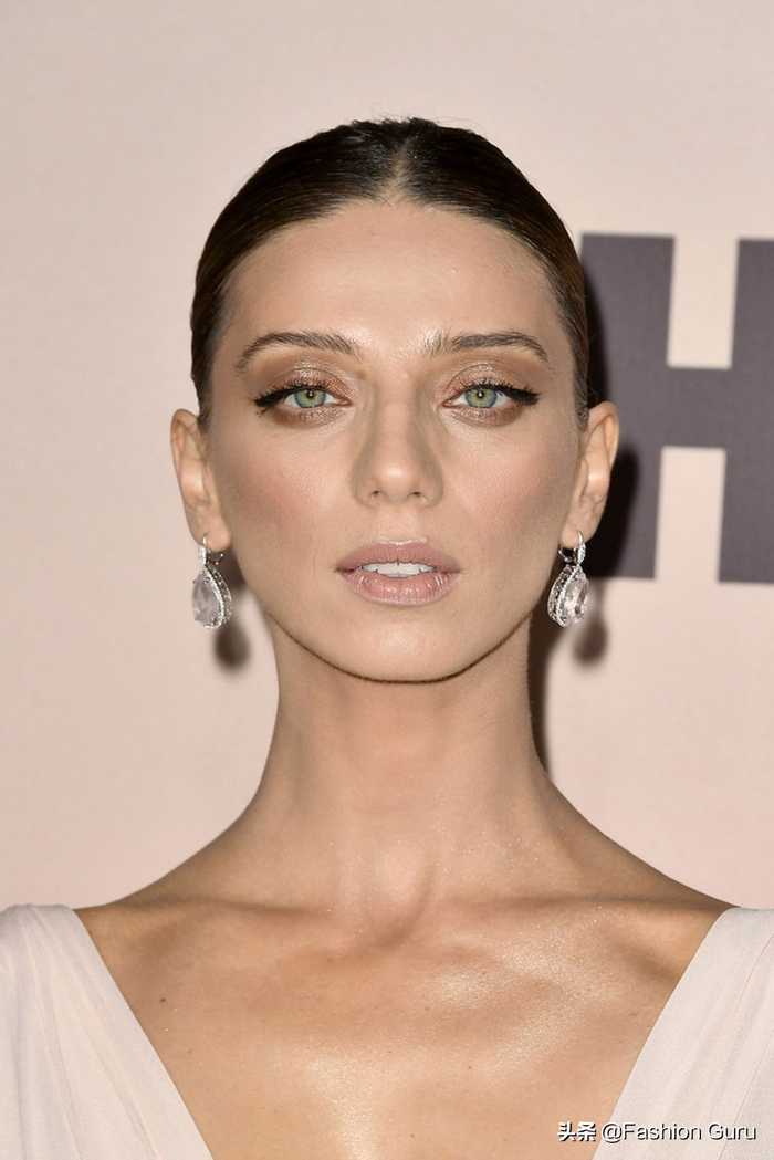 美国女演员angelasarafyan出席西部世界第三季首映礼