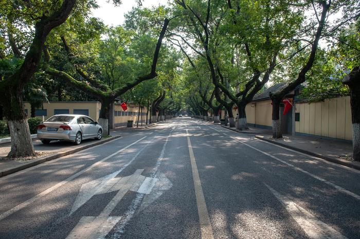 南京最具民国风情的街区，藏在闹市中，200多幢老洋房尽显奢华