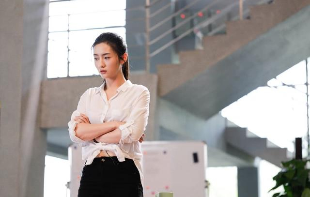 《人民的名义》刘珊,人美戏好出道一年走红,是赵丽颖女儿国国民|何昕霖|陆毅|爆款|湖南卫视_新浪新闻