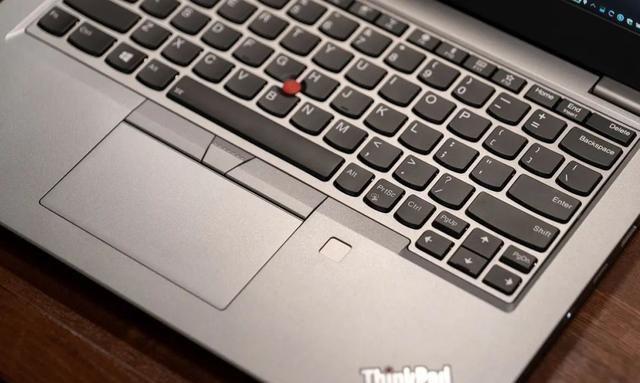 「评测」很「佛系」的商用本——ThinkPad S2 2020