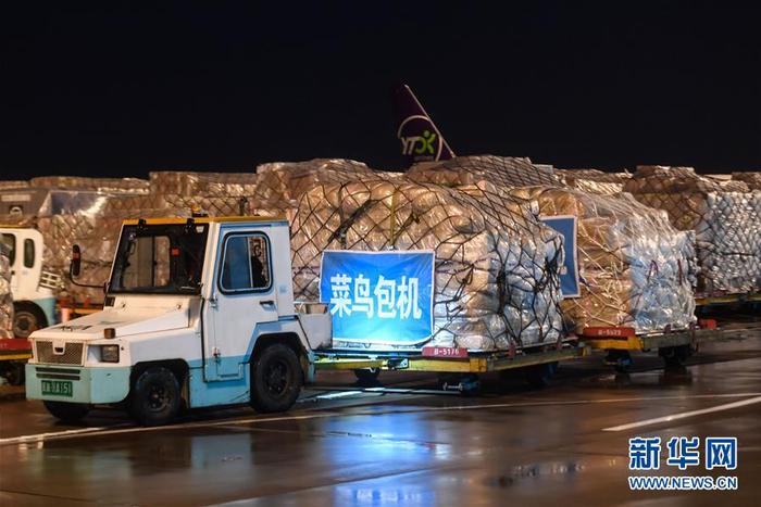 杭州：紧急加开国际新航线 力保跨境物流不断航