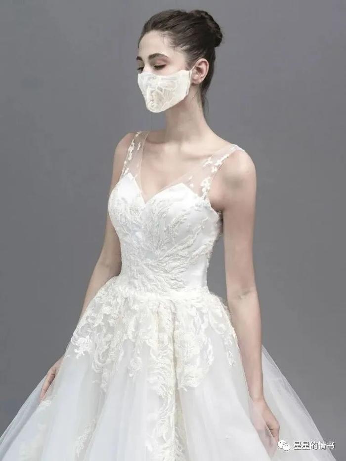 “口罩婚纱”成热议，面对疫情，时尚能做些什么？