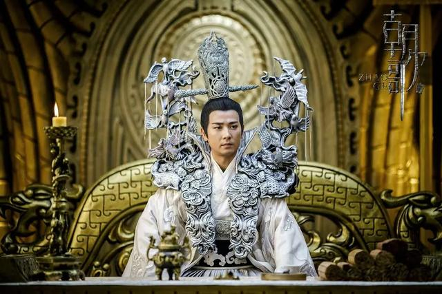 于正剧《梦回朝歌》将播，视觉效果震撼，纣王的造型让人笑出猪叫