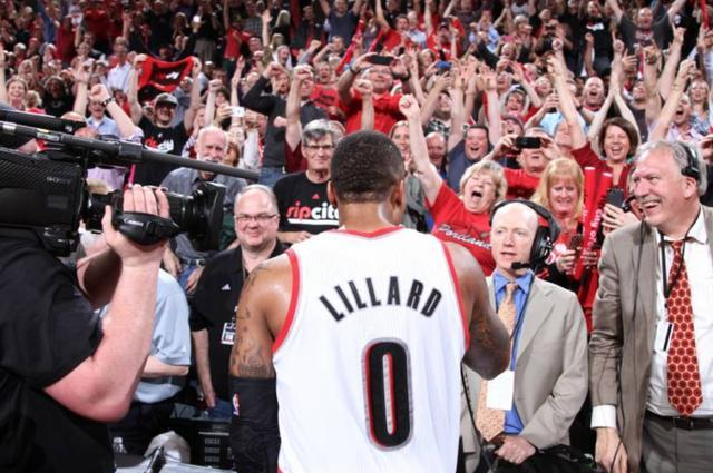 "这是我这辈子见过最疯狂的绝杀"—回顾利拉德挥手告别雷霆