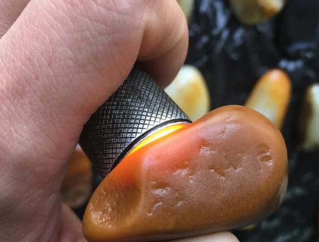 藏玉问答：卡瓦石是什么？卡瓦石有那么可怕吗？