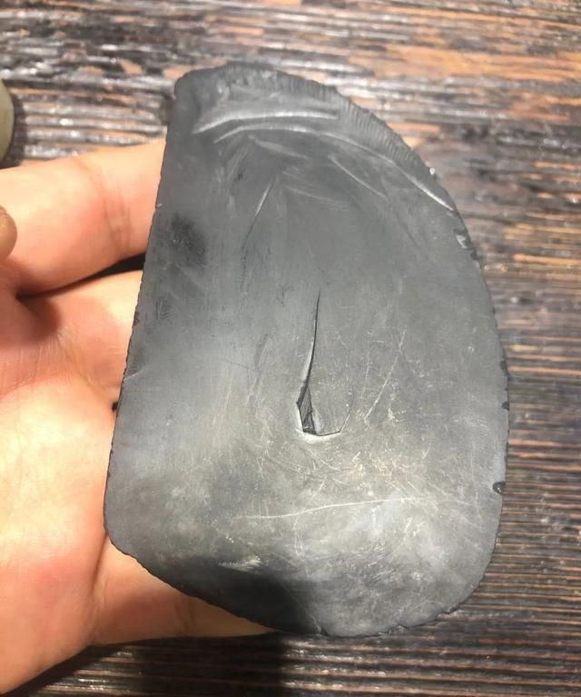 藏玉问答：卡瓦石是什么？卡瓦石有那么可怕吗？