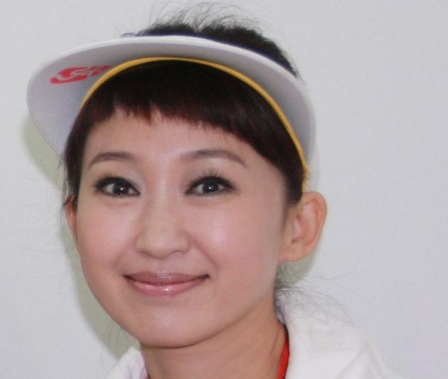 但是郏捷的丈夫一直都