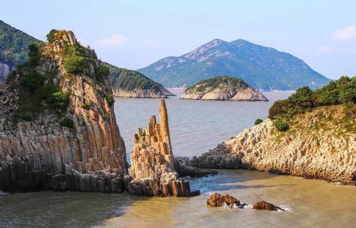 象山花岙島擁有罕見的海岸海島丹霞地貌坐擁著稀缺景觀