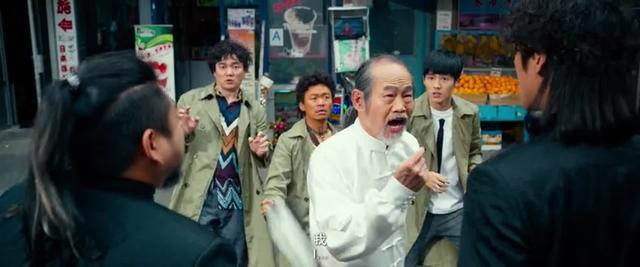68岁“包租公”再演燕赤霞，身手敏捷气势十足，曾替李小龙翻跟头