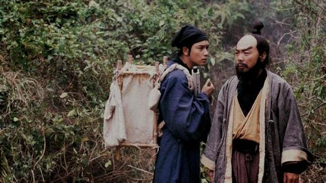 68岁“包租公”再演燕赤霞，身手敏捷气势十足，曾替李小龙翻跟头