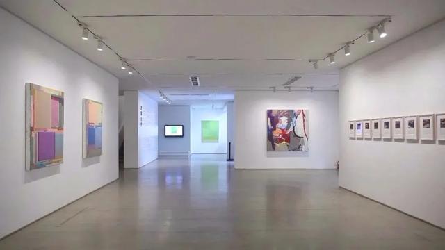 年代美术馆 “逻辑自由” 抽象展开幕
