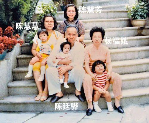 香江忆旧录||香港福布斯上身陷争家风波的女富豪们