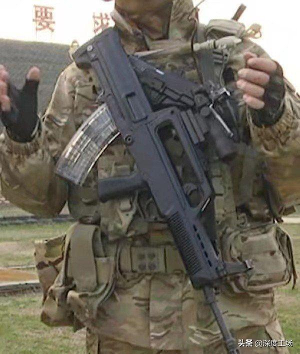5.56毫米步机枪车门都打不烂:我国7.62毫米全新步枪亮相真漂亮|防弹衣_新浪新闻