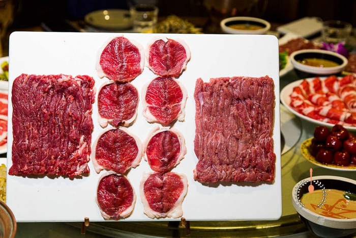 一个动作带动涮肉行业争相模仿，这家店5年立盘不掉的秘密