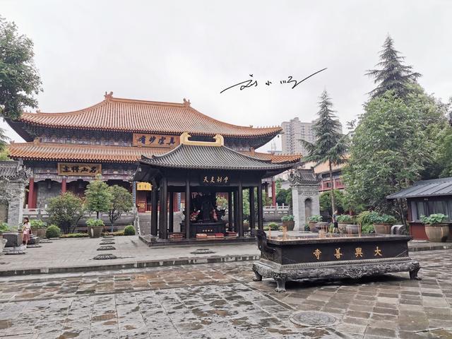 西安最低调的皇家寺院，位于市中心，还是密宗祖庭，但游客却很少