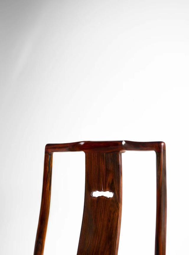 大红酸枝，明式圆餐桌，红木家具