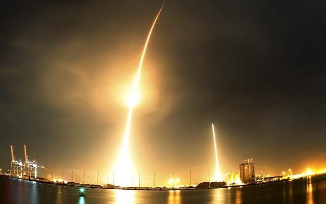 发射成功！马斯克再次改写历史，SpaceX 开启商业载人航天新时代