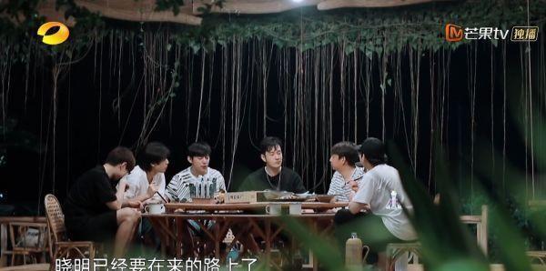 《向往4》黄磊自曝节目差点停播，没电视台看好，能播出全靠何炅