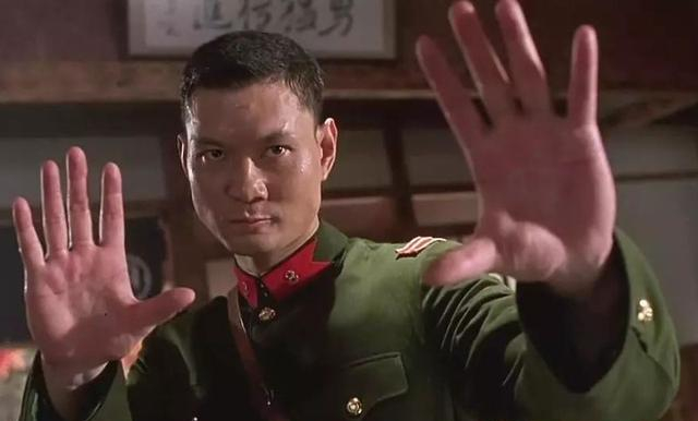 泰森对阵周比利，谁赢谁输？别忘了周比利曾荣获世界自由搏击冠军|拳坛|拳击|电影业|太极宗师|格斗_新浪体育_新浪新闻