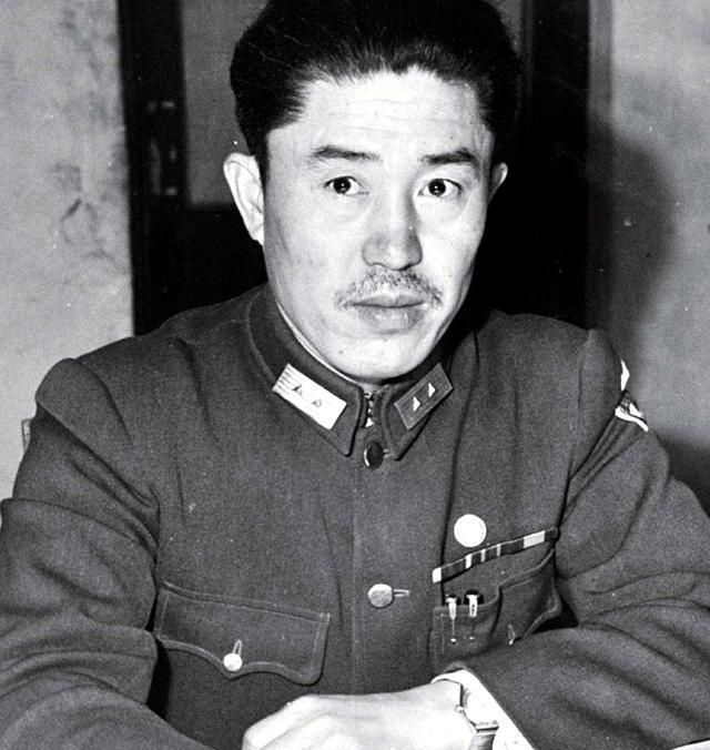 郑洞国突围时，60军军长曾泽生和平起义，此人晚年的结局如何？