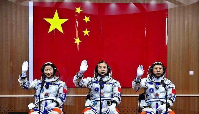 刘洋：她是中国首位女航天员，返航后却鲜有音讯，如今去了哪儿