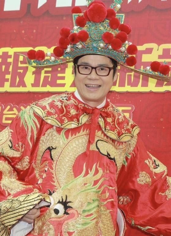 苏永康因梅艳芳一句话佩戴眼镜至今，“财神爷”戴眼镜因为风水？