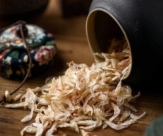 中国捕捞量第一的甲壳类水产，竟是被晒干做成虾皮的毛虾