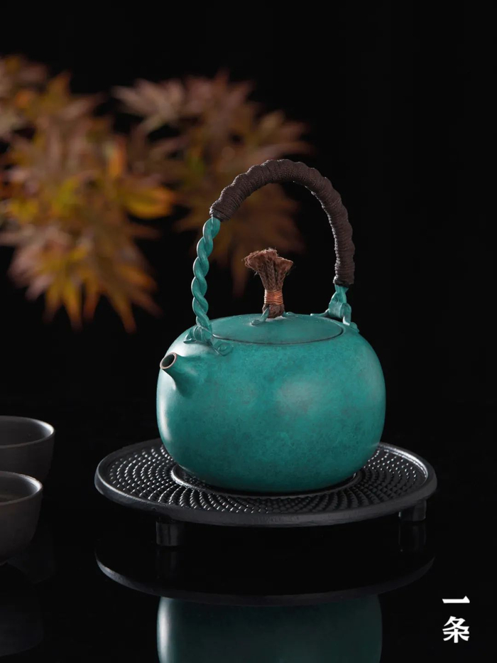 他和父亲重建雷峰塔，还用这绝技，造了一把小铜壶！|| Chin@美物|众筹