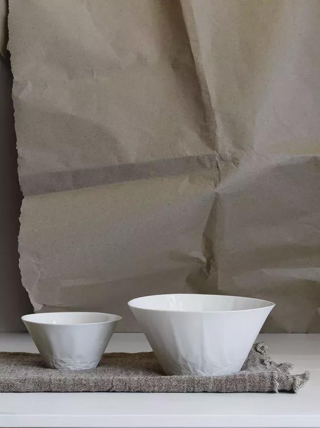 器物：以“纸”为主题的陶瓷餐具
