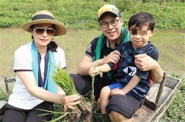 霍震霆谈儿媳郭晶晶，只对外人温柔，在家是一点面子都不留给他