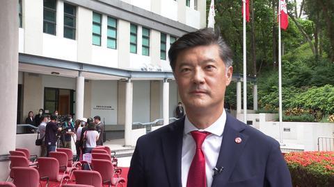 香港中学生参加升旗仪式：为祖国自豪，毕业去内地就业