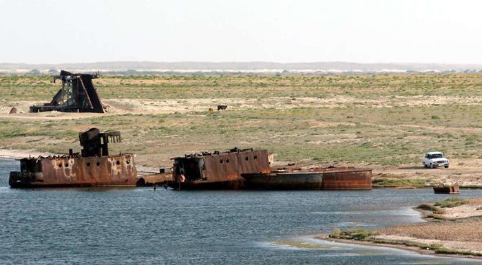 乌兹别克斯坦“海军”：斥巨资购进40艘军舰，回头发现“海”没了