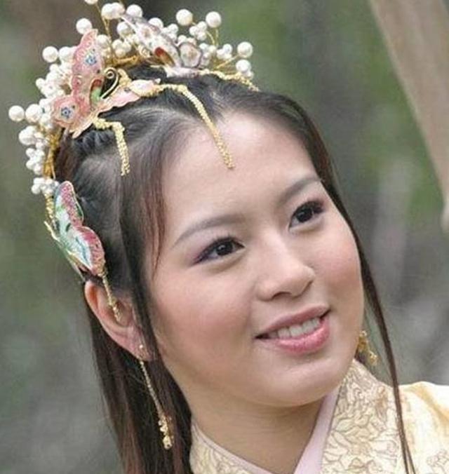 15年后的阿奴疑似“整容”，仙剑中有点婴儿肥，再次美出新高度！