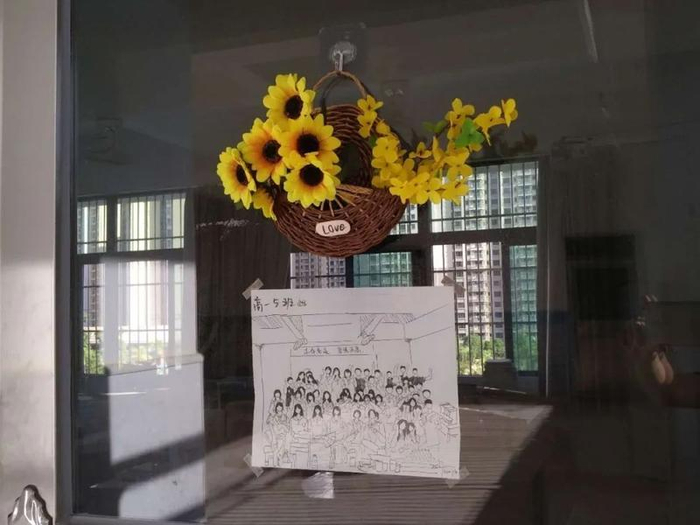 惠阳区第五中学及附属小学开展“最美教室”“最美宿舍”评选活动