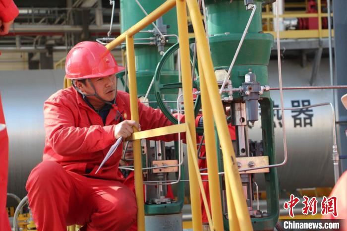 储气库施工现场。　辽河油田供图