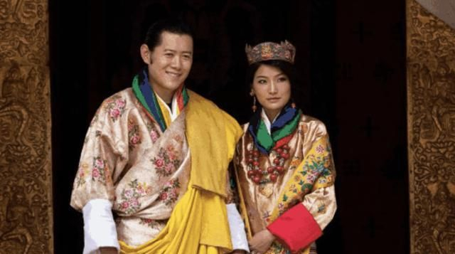 不丹国王花心在外，佩玛向太后求救遭拒，没想到她竟支持国王做法
