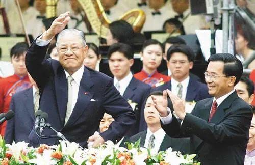 李登辉与陈水扁（图源：台媒）