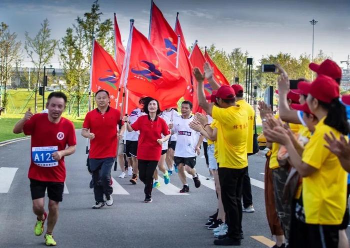 【出彩市县】500余人参加了这场全民健康跑活动