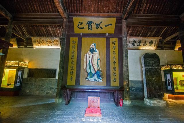 中国现存最久的文庙，内有我国文庙仅存的金代建筑，就在山西平遥