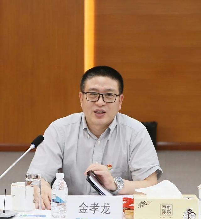 中广核新能源总经理李亦伦一行来访上海电气风电集团