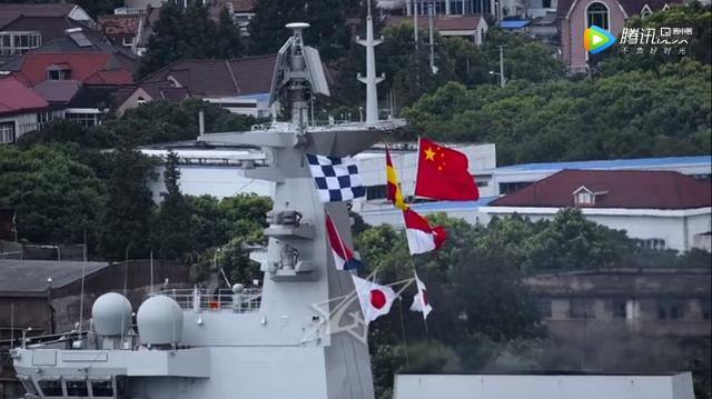 075首舰海试,为何挂日本国旗?教你看懂旗语:本舰正在试航|通信|信号旗|旗语