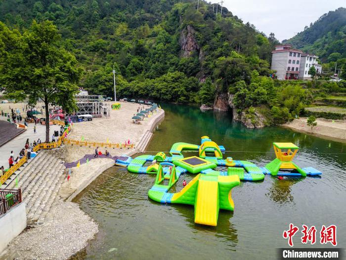黄泥墩村碧水湾。莲都宣传部提供